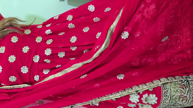 Faryal: Une demi-sœur se rend à la cérémonie de mariage