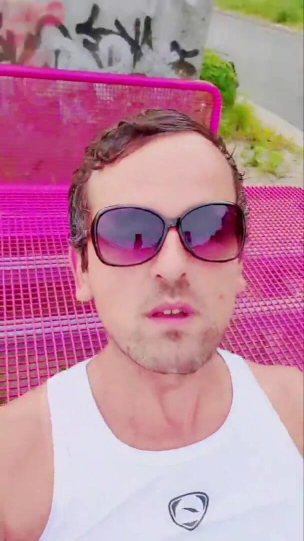 Slutboyben: Il ragazzo in cam4 esibizionista di autostrada