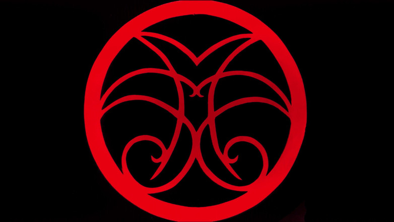 Dolls Cult: 她需要这个