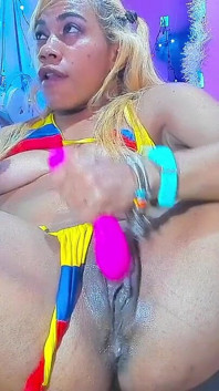 Colombian Bigger Dildo Squirting Stepdaddy Honey!!