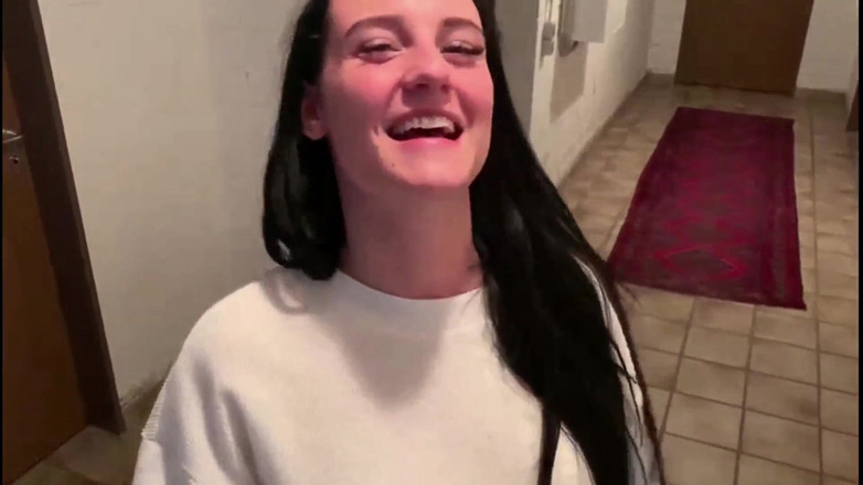 German Fuck Girls: Bare Stranger with the Neighbor!