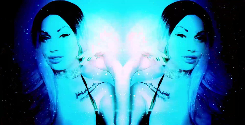 Goddess Misha Goldy: Listen to My Mesmerizing Voice. Relax! Lost in Me and...