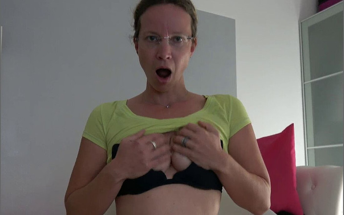 Annika Rose: Я дрочу на другие члены!