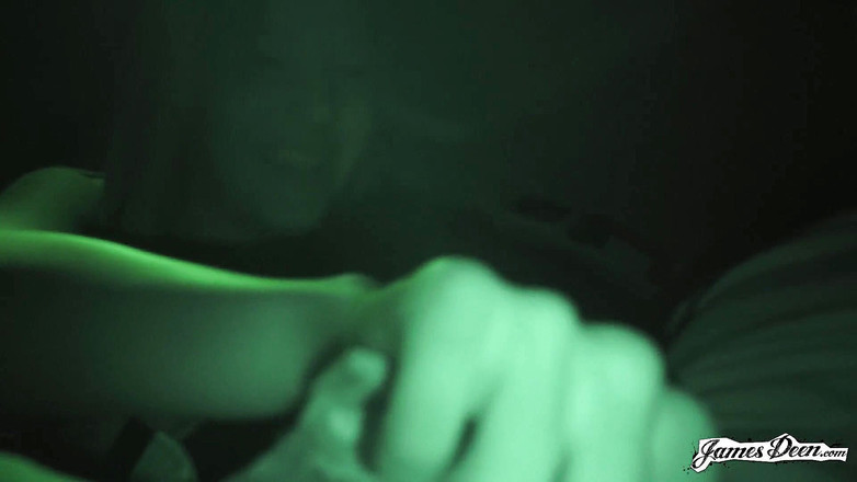 James Deen: 제임스 디엔과 차에서 따먹히는 Manson