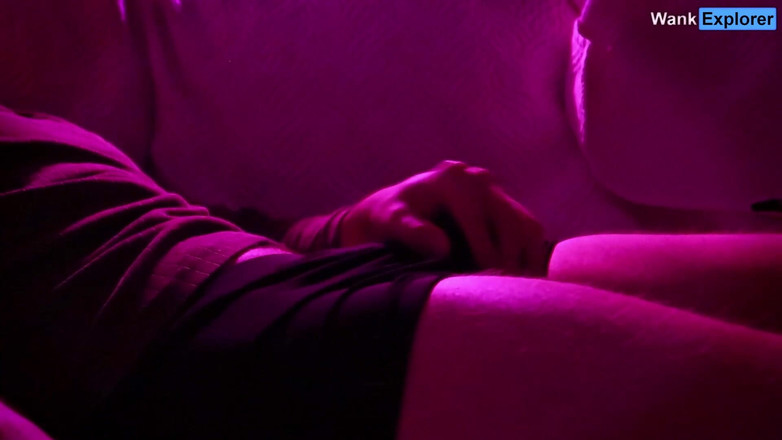 WankExplorer: डैडी के साथ किनारे - लंड हिलाना - मेरे साथ वीर्य!