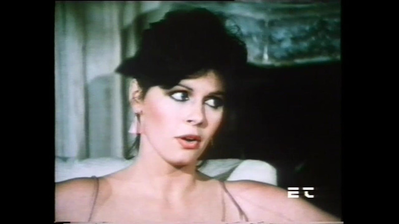 Vintage Usa: 2人のバイセクシャル熟女のヴィンテージ3Pが巨根で毛深いマンコの中で犯され、射精されました