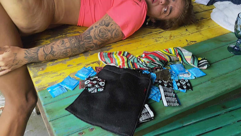 Jhonny Punp: Manžel Představuje Manželce Černý Nadaný Jedlík A Ona Uvolní Venku Na...