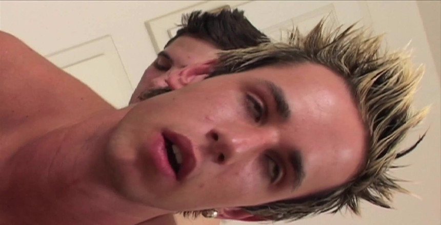 Latino Boys Studio: Carey Lexes și Tomas Hajnal savurează o după-amiază liberă..