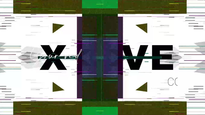 Squirt rain: 家で孤独:腫れたまま激しくイき、すべてを濡らすまでマスターベーション