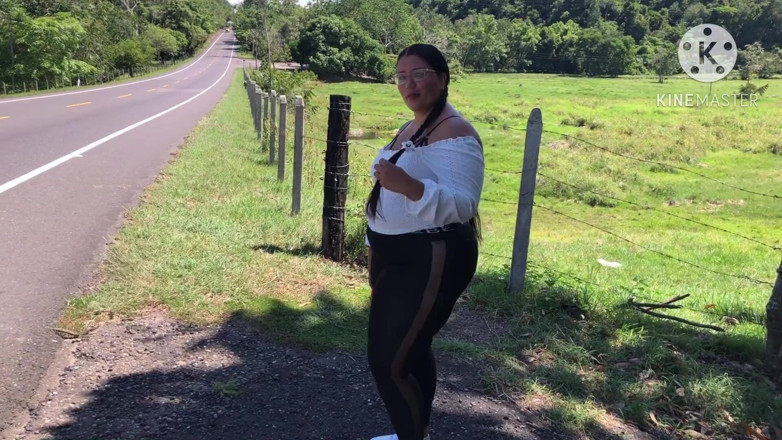 Lexly_16: Stranger Fucks Me for Money Outdoors