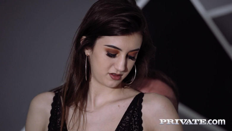Private.com: Lina Luxa in her lingerie enjoys an incredible fuck