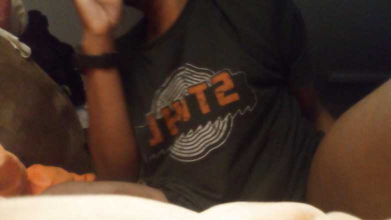 Pharoah Zeus: Pantat terbuka untuk anal