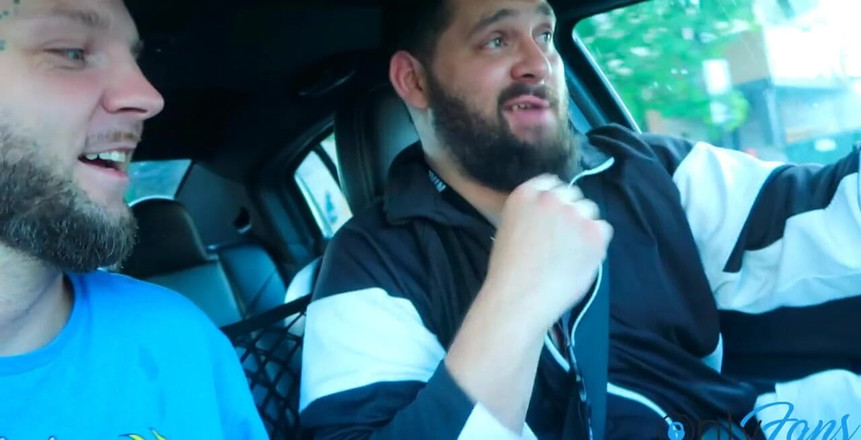 Change340: Большой камшот на лицо после воскресного проезда, кто бы проглотил его?? Если мы сделаем следующее видео более длинным и более любительским стилем,