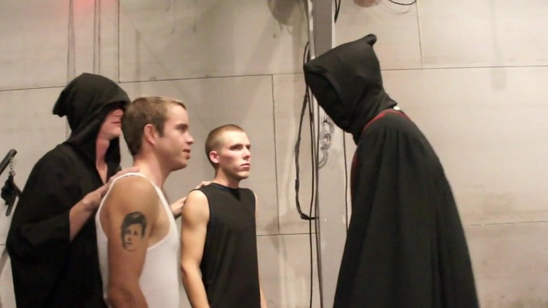 BAREBACK COMMUNITY: Per favore creampie mio con sborrata