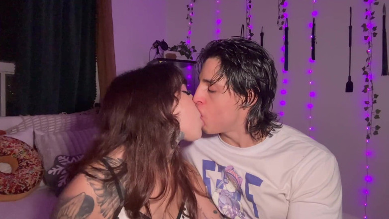 Gattouz0: I Broke Her Bed on the First Date