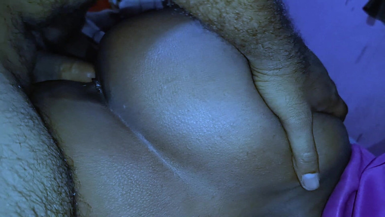 Desi Chamiya: Nach Langer Zeit Genieße Ich Sex Mit Meiner Frau.