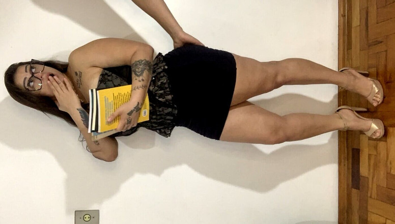 Camila Vegas: 肛交秘书我的老板在他的办公室里操了我