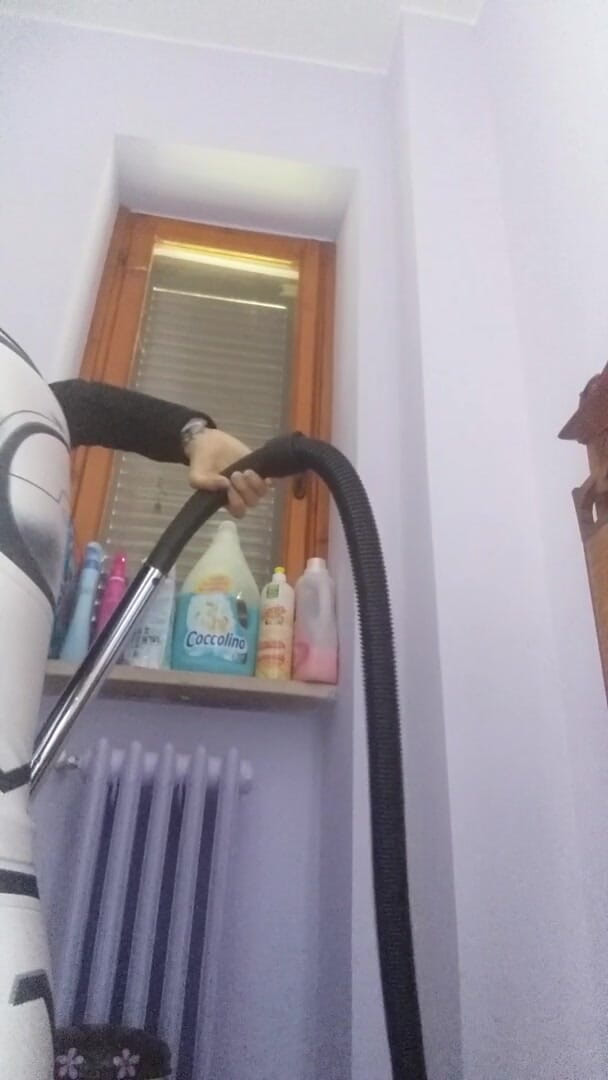 savannahamatoriale: Het is zo sexy stofzuigen!