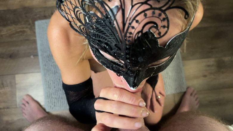 TheSecretSessions: Zaterdagochtend Sperma-ontbijt - 11 Spurten
