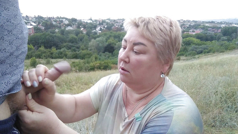 Zona901: けいれんオフと路上で私のコックをしゃぶる