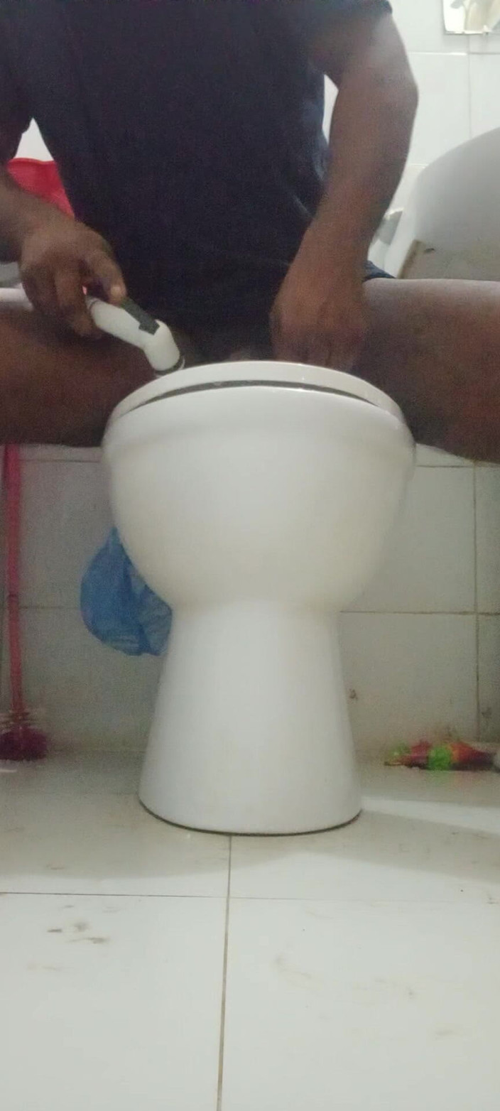 Alawon khan: Desi Boy Playing Alone