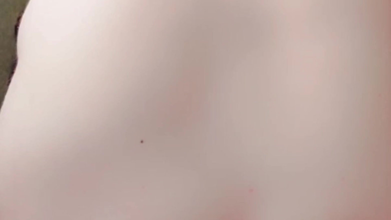 Kitty_Cross: Ich sitze wie eine dame und spiele wie ein freak