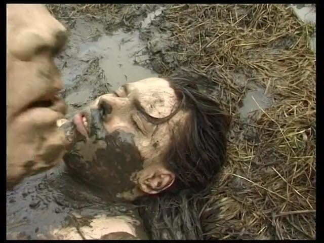 Horny Two really wet MILFs: Chubby girl is getting screwed outdoors in the mud