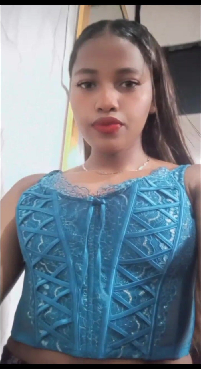 Minayi: O que você está esperando para visitar minha página oficial...