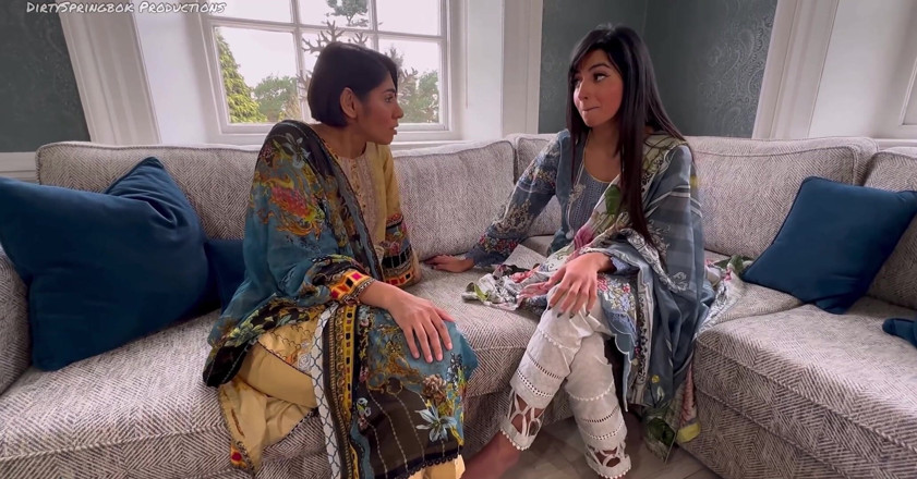 Aaliyah Yasin: Divorced Bhabi Seduces Aaliyah Yasin During Ramadan