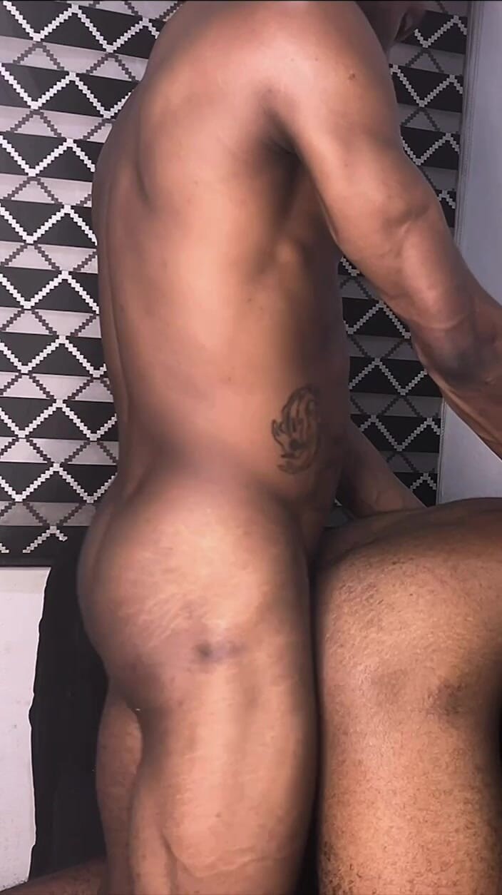 Stilesbhalifa1: Mladý plachý chlapec první sex tape výstřiky