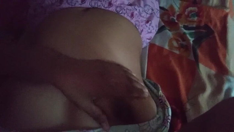 Anne White: Video solo tự quay xinh đẹp tự nhiên có cảm giác...