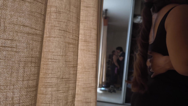 Moo DBOXXX: Saya Bercium ghairah dengan ibu tiri tunggal yang benar-benar mahu...