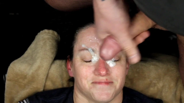 Dirty Dees: Dirty Dees Big Facial Cumshot