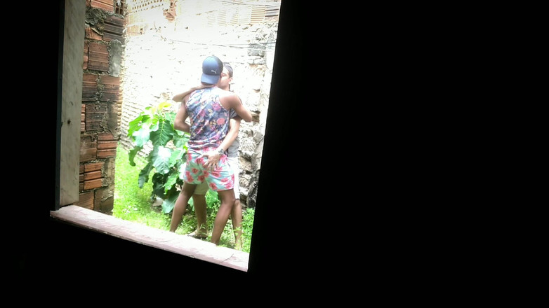 MiguellTrajano: Кур'єр пішов за клієнтом на покинутий лот, щоб віддати свою дупу дуже гаряче на відкритому повітрі і без презерватива - частина 1