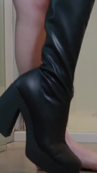 I Am Your Fantasy, I Am Your Girl Doing Fetishes on Video