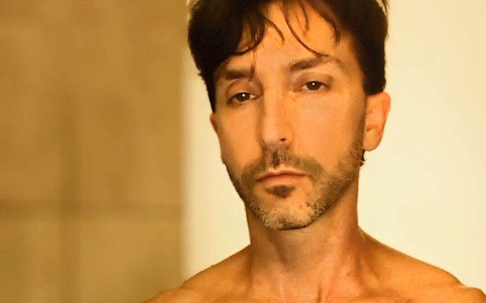 1SexyNerd: Douche sexy 1