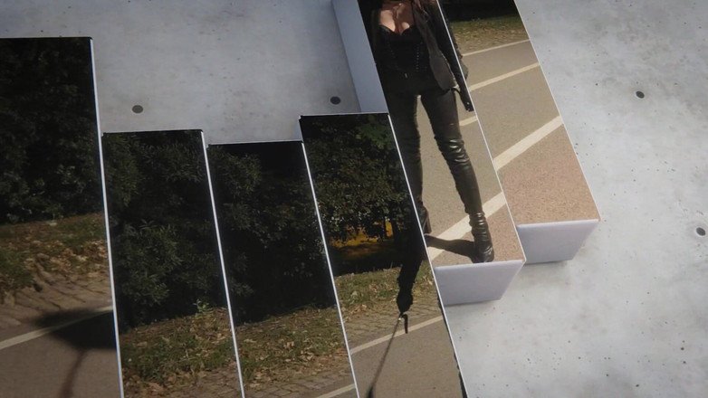 Dominatrix Redsonyja: B-ngày