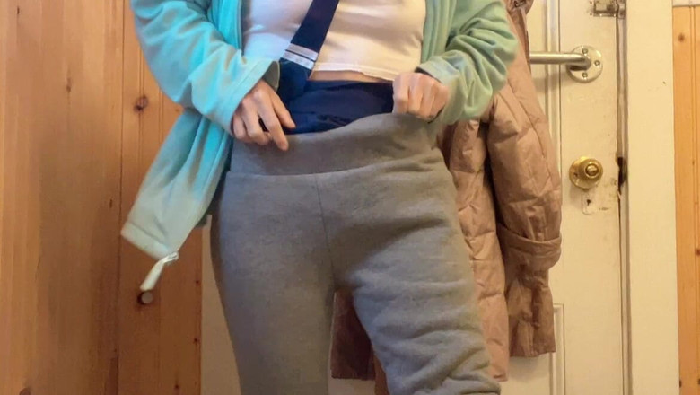 sweethanajapanese: Vysokoškolačka Hana Chčije kundičku krásně ona je roztomilá kotě