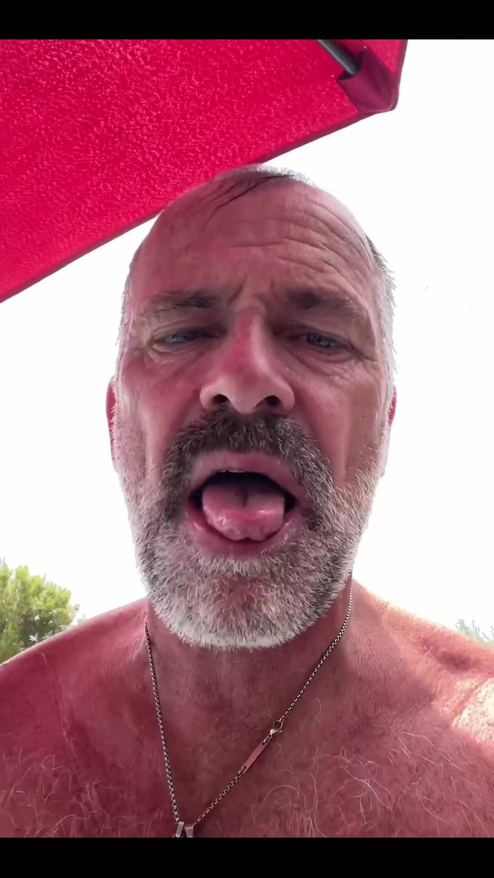 Daddybearvlc: Papi bears Jacuzzi-Tag !! Ja, das mache ich, wenn ich allein...