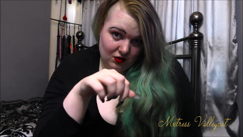 Mxtress Valleycat: Sci-Fi nails tease
