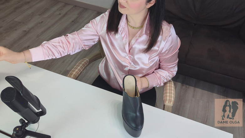 Dame Olga: Shoejob in Wedge Clogs Shoeplay, Walking, Shoe Fetish and Cum...