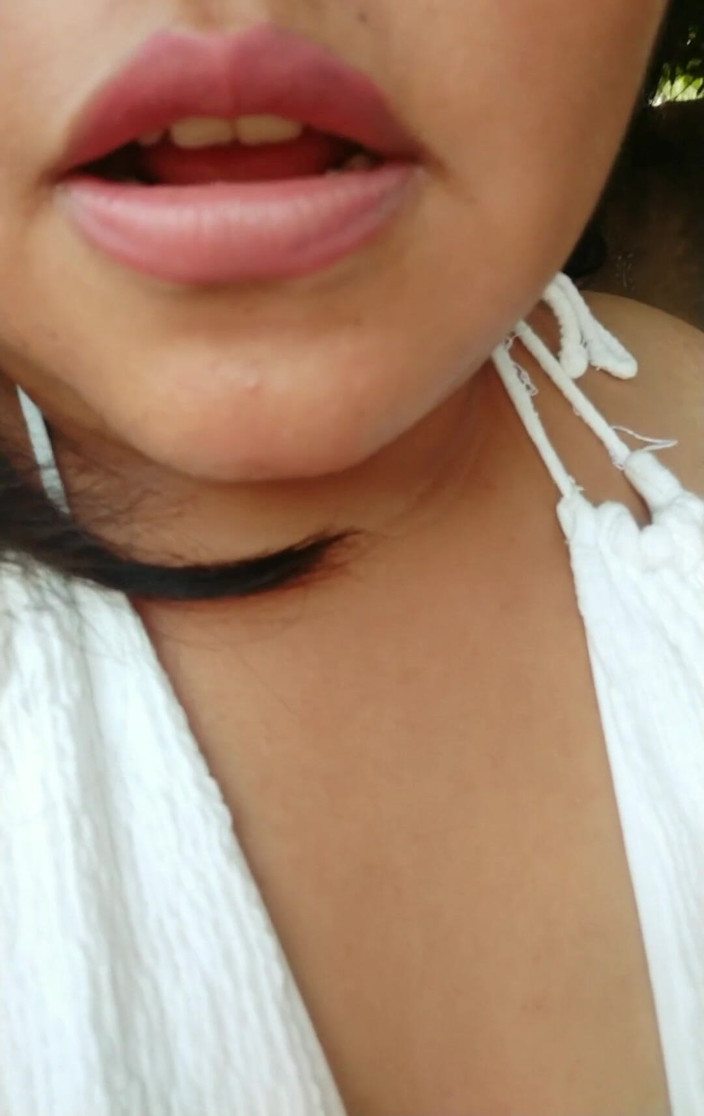 Carla Villalobos: Casada prostituta infiel gosta de fazer golden showers e xixi...