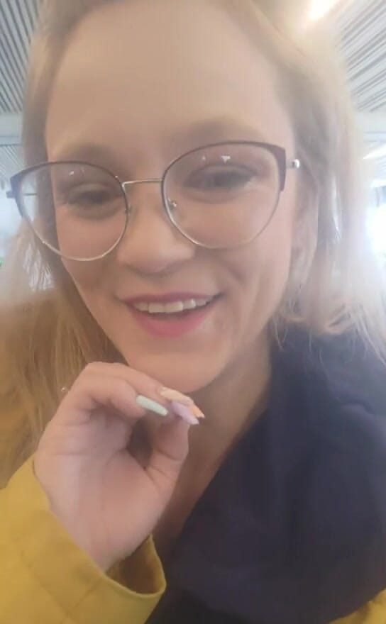 LeniFuchs: 그것에 나는 이야기에 넣어 싶었지만 불행하게도 소리가 간다 :(다음 여기에 중지