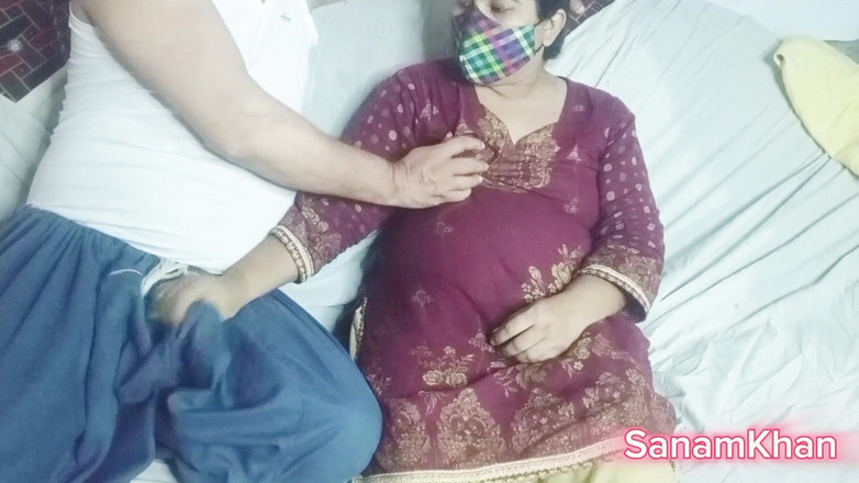 Sanamkhan: Pakistanska desi -parsex i hemmet