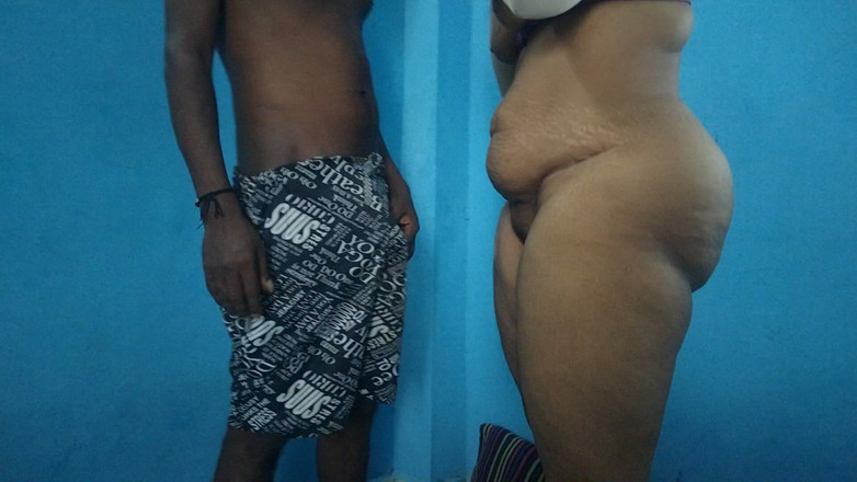 Benita sweety: Marito e moglie succhiano il cazzo in primo piano con...