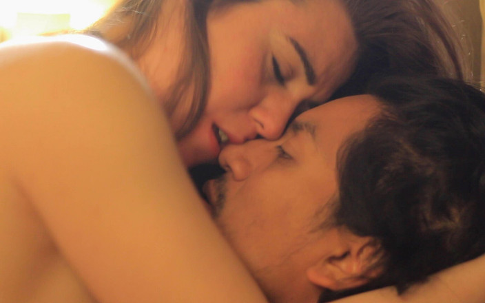 CaribbbeanBoy: Latino hace un favor para el secretario a cambio de...