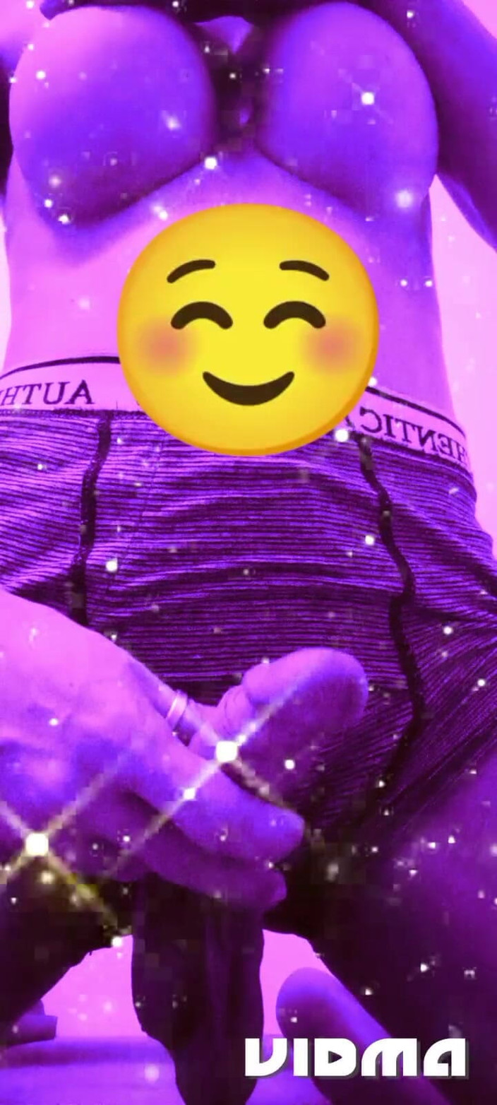 Laratransexualbarcel: Stor kuk onani - Lara transexual