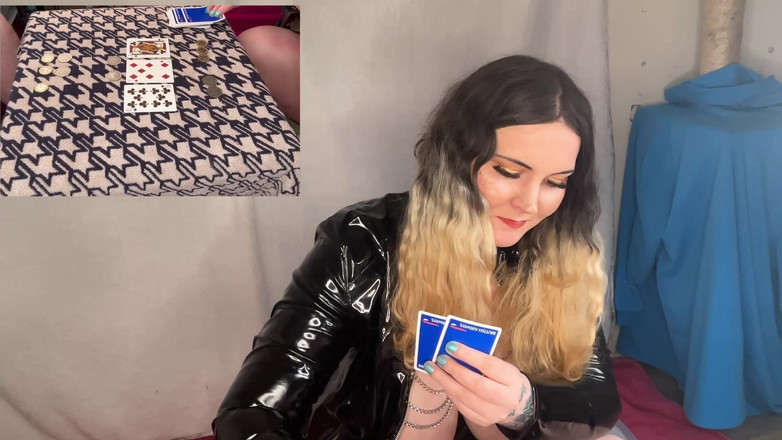 MissFFW: Повія грає в гру в сміливий покер з бутоном для траху