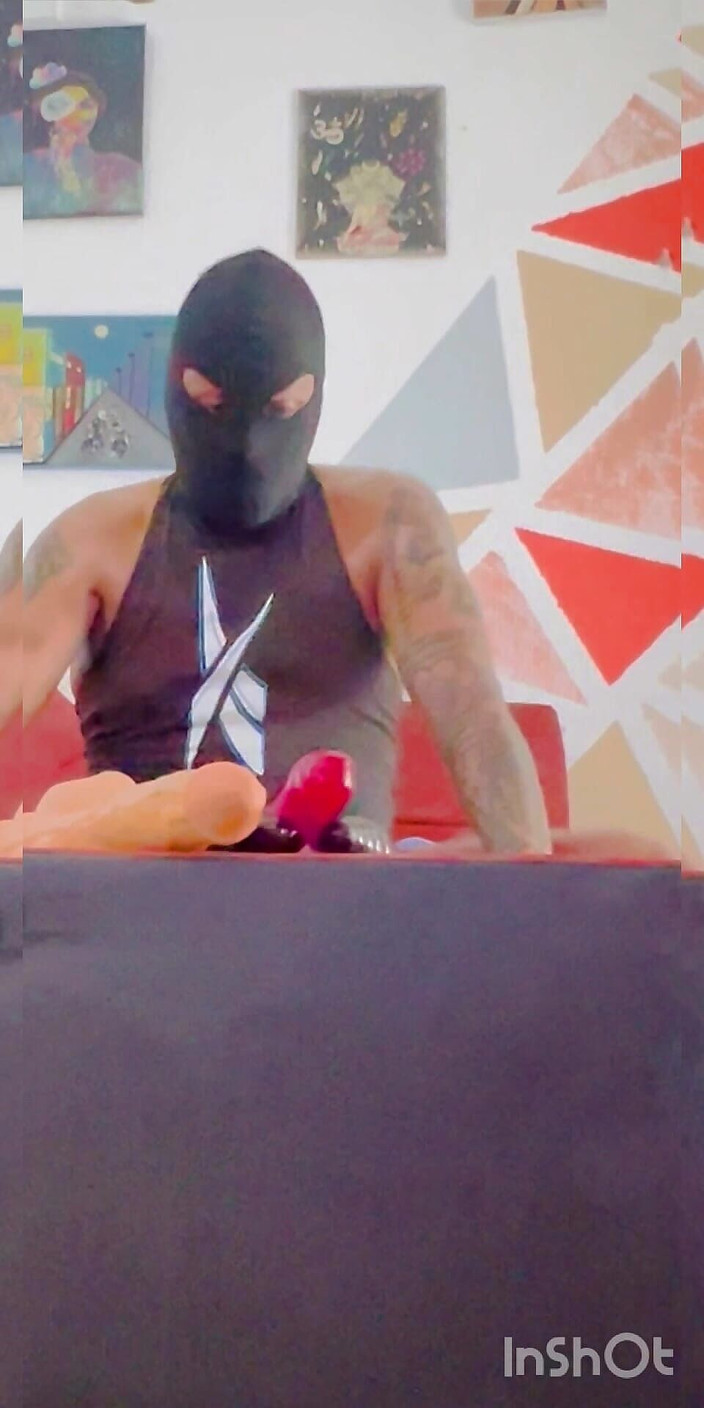 Deep boy: 내 엉덩이를 존나게 흔들어줘