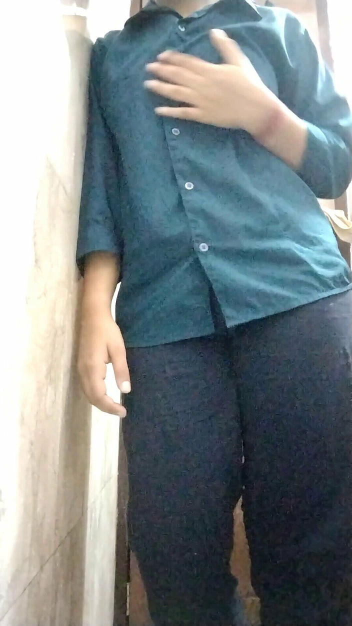 Riyathakur: Гаряча індійська тренерка в тренажерному залі свіже тіло гарячої індійської дівчини